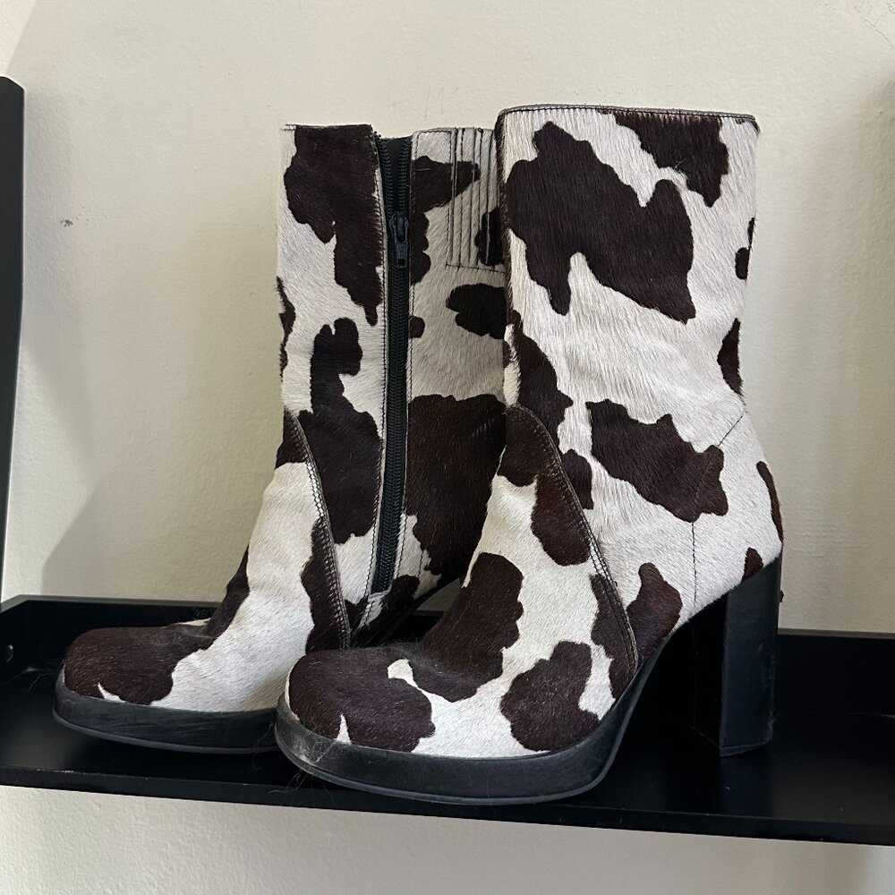 Funky Cow Hide Cowboy Boots Size 85